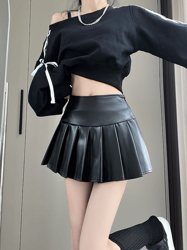 Hot girl leather pleated skirt - Image 3